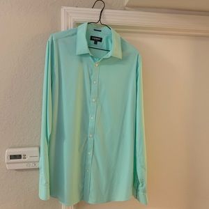 Men’s dress shirt slim fit